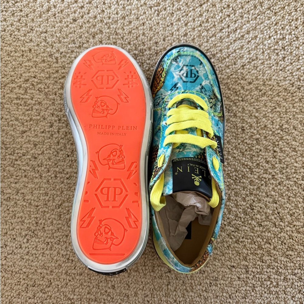 NEW Philipp Plein Flame Print Lo-Top Sneakers Size 41 IT | 8 US - Picture 5 of 9
